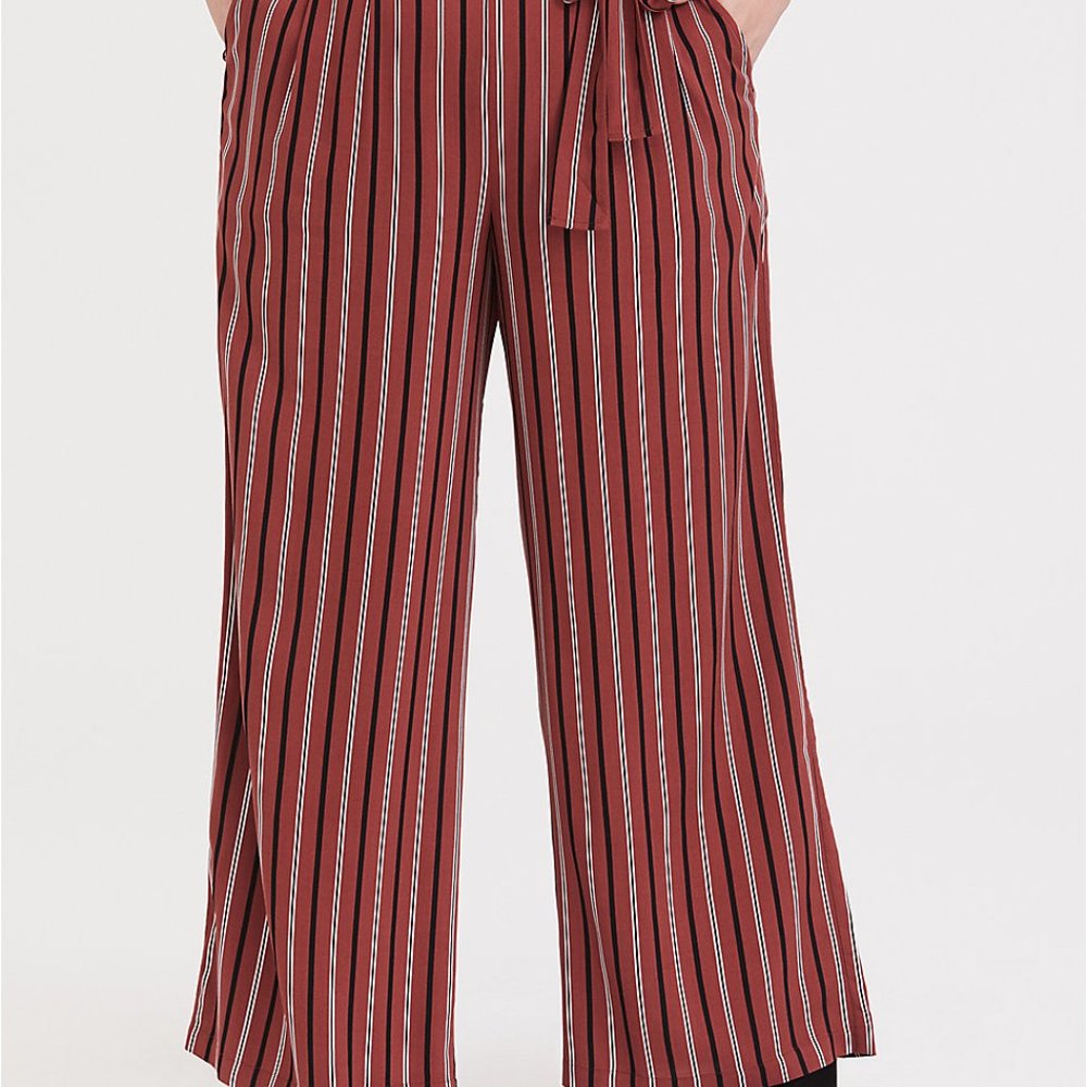 Wide Leg Torrid Pants - Picture 2 of 7